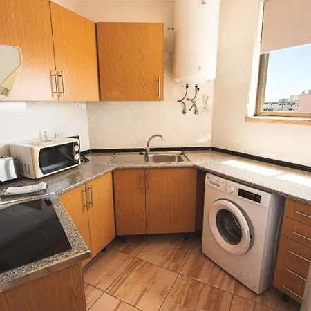 Casa Enxame * Armacao de Pera