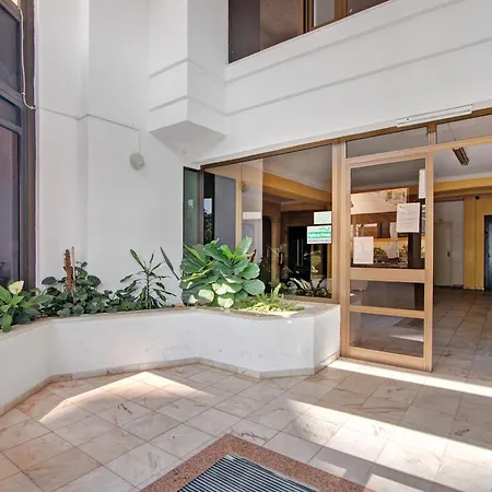 Casa Enxame * Armacao de Pera